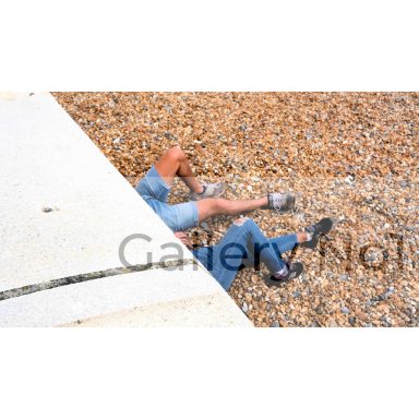 Find photograph of couple on Brighton beach for sale in the UK.