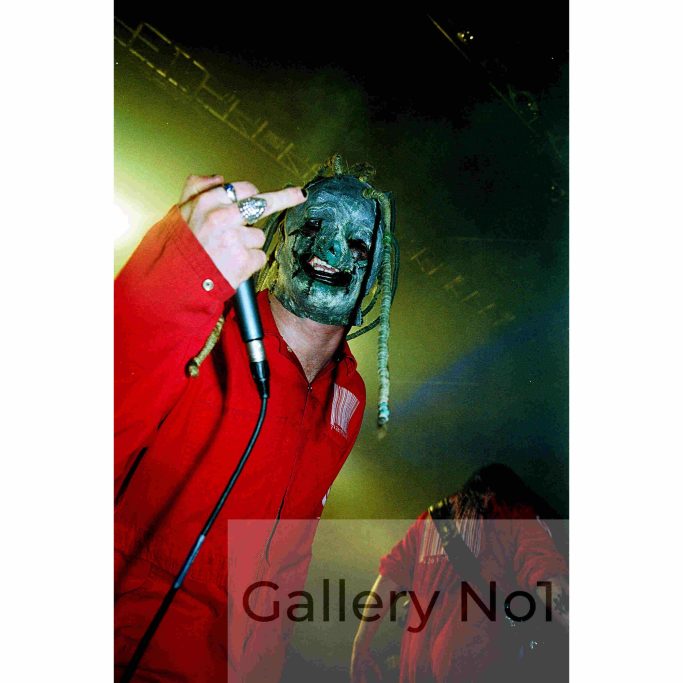 Find photographs of Slipknot performing on stage