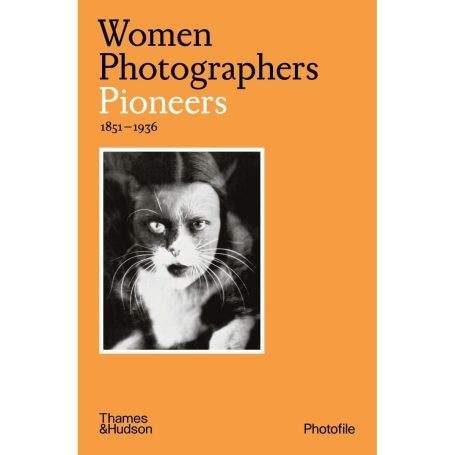 Clara Bouveresse - Women Photographers (Slipcased set) (Photofile)